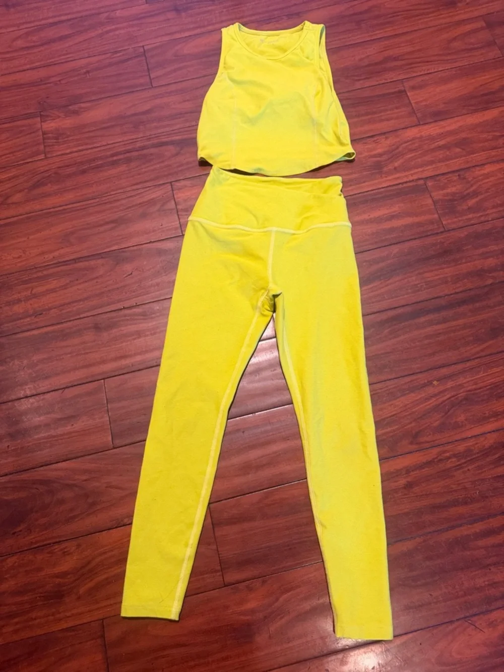 Beyond Yoga set,  Neon Yellow Scoop Neck Tank and leggings - Picture 6 of 9